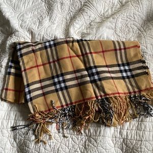 Burberry Scarf/Wrap